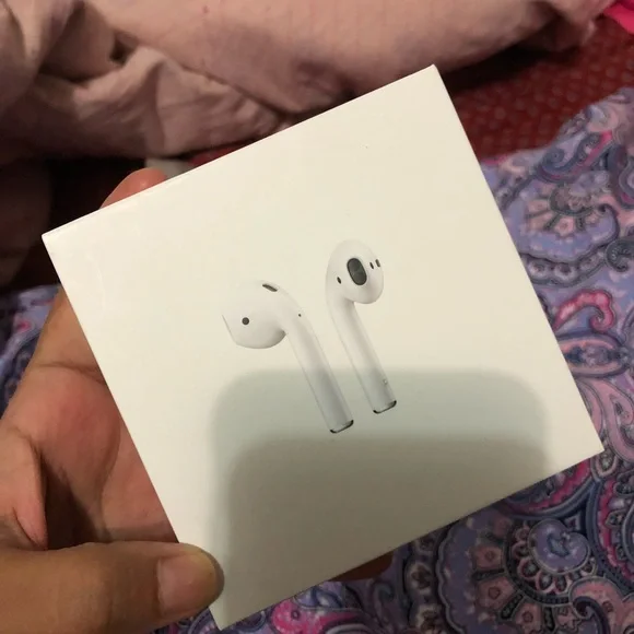 APPLE AIRPODS